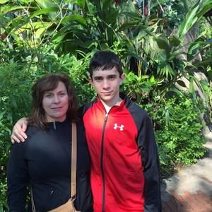 Meet your Posher, Debbie